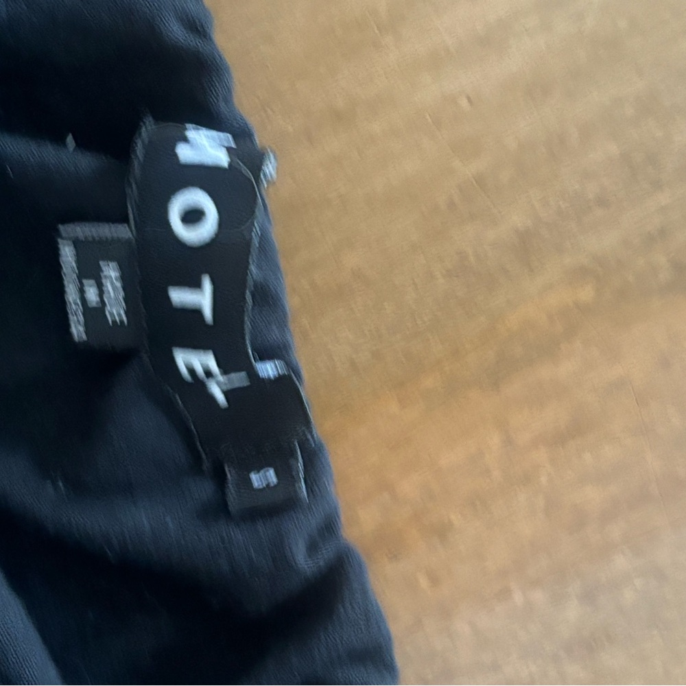 Motel Rocks Black Crop Top - Picture 3 of 3